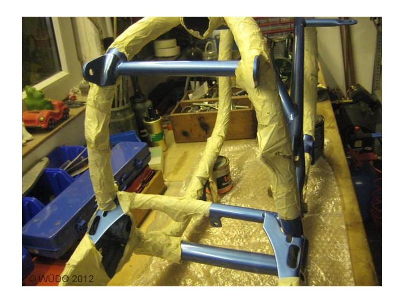 Der Hintergrund war - Ein Tuner-Kollege aus früheren Zeiten hatte diese Projekt begonnen, konnte es aber krankheitsbedingt nicht zu Ende führen.