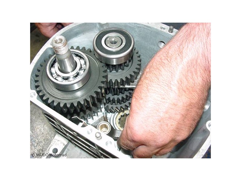 Schaltgabel einbau, mit Schaltgabelumrüstsatz