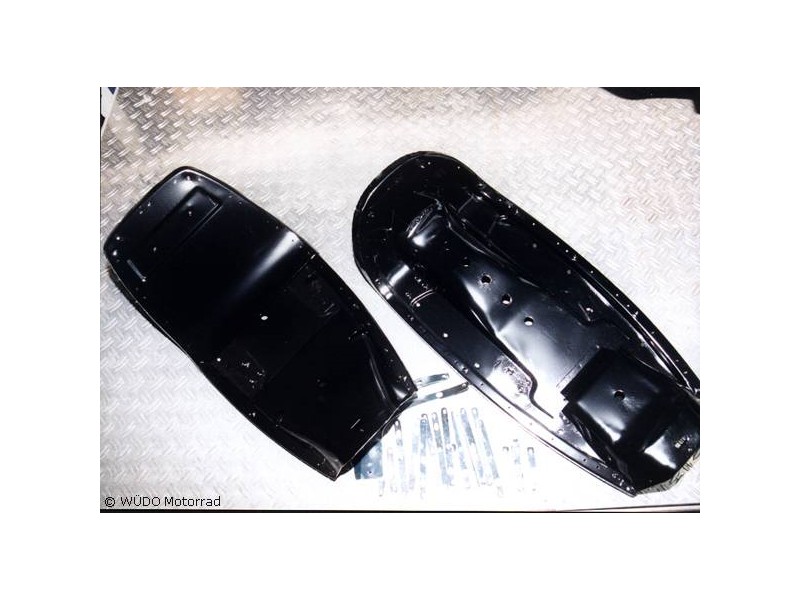 Sitzbank-Grundplatten zum polstern vorbereitet